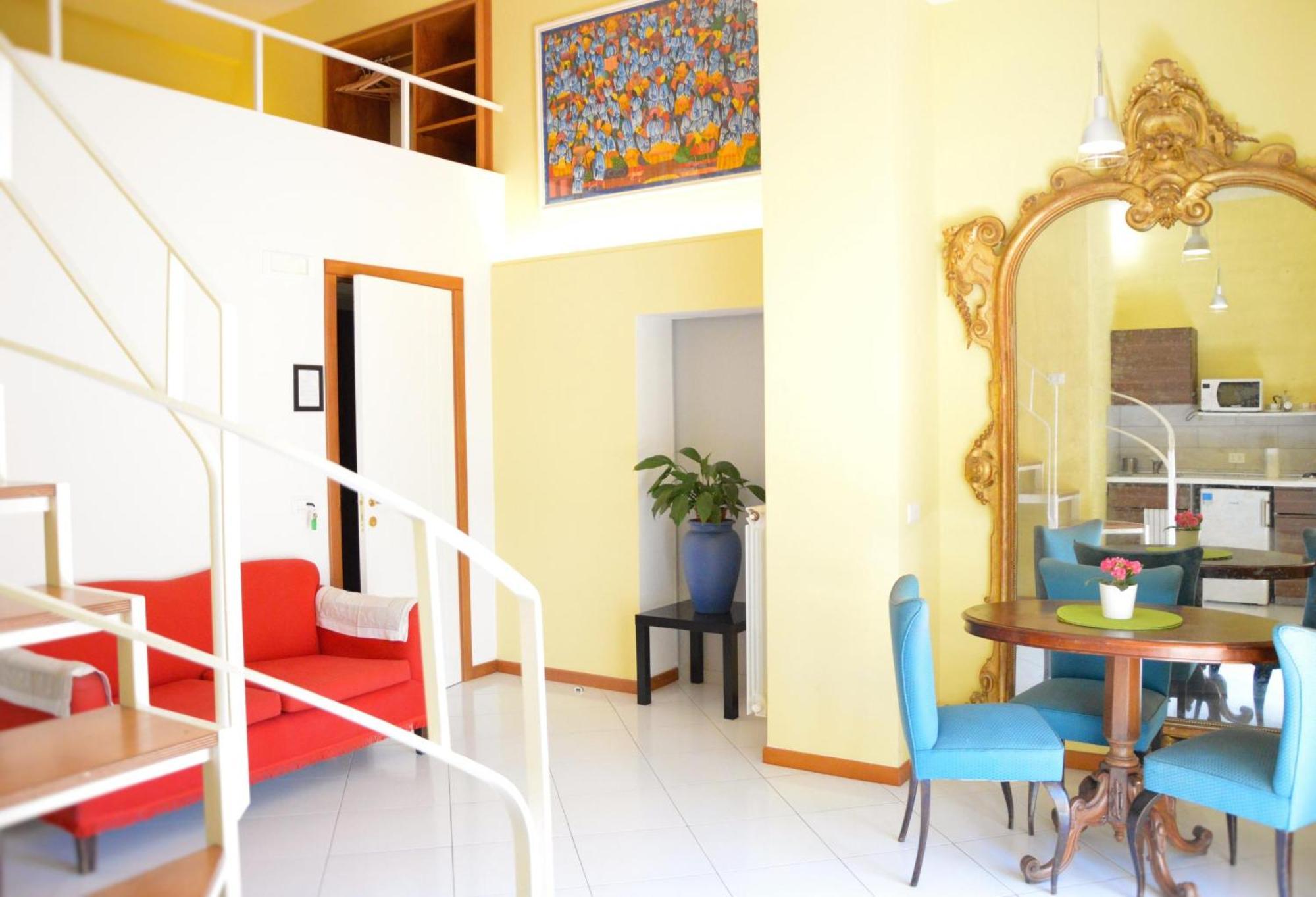 Studio Terrace Split Level