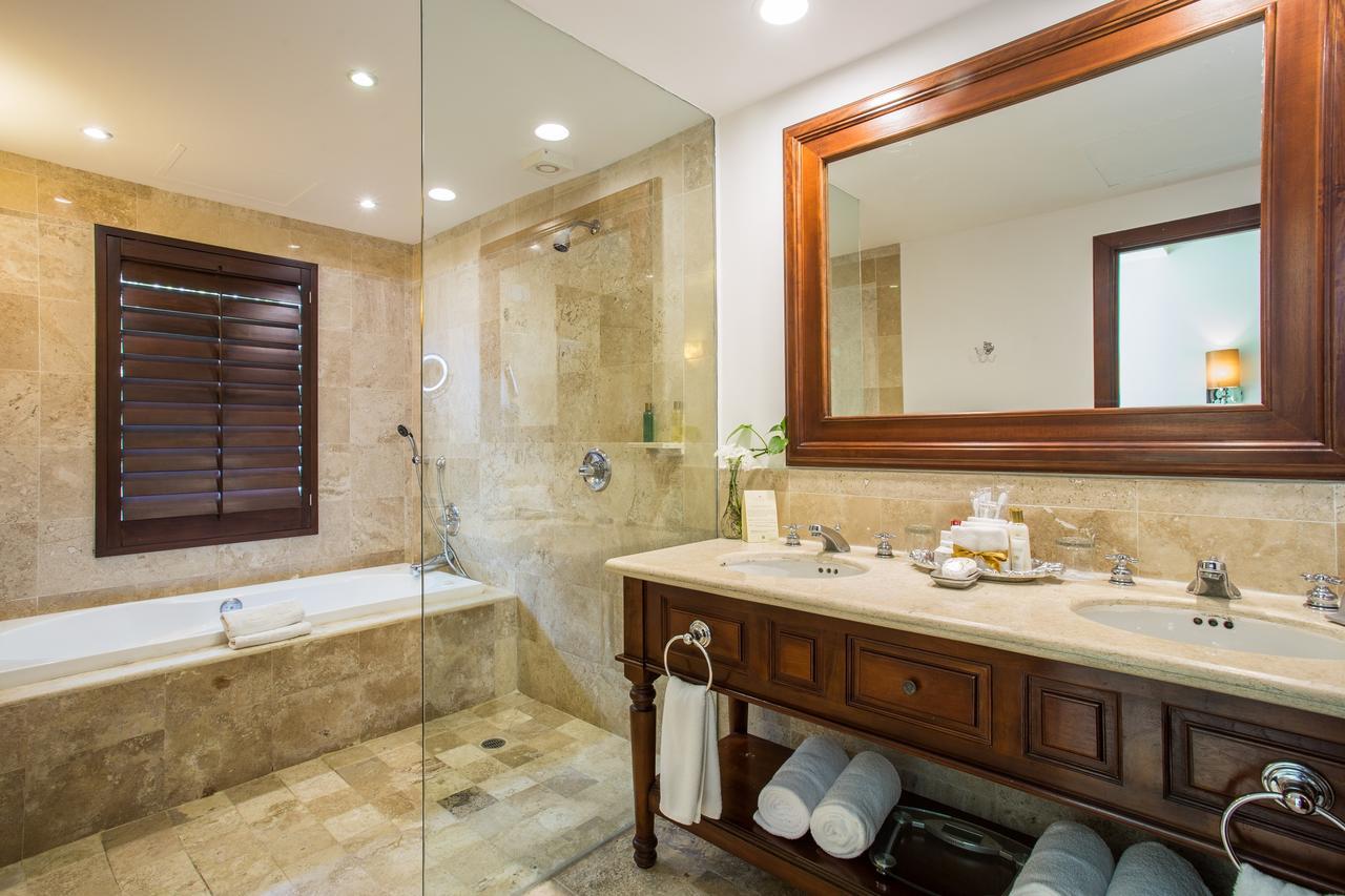Suíte Júnior VIP Preferencial com Cama King-size e Vista do Jardim