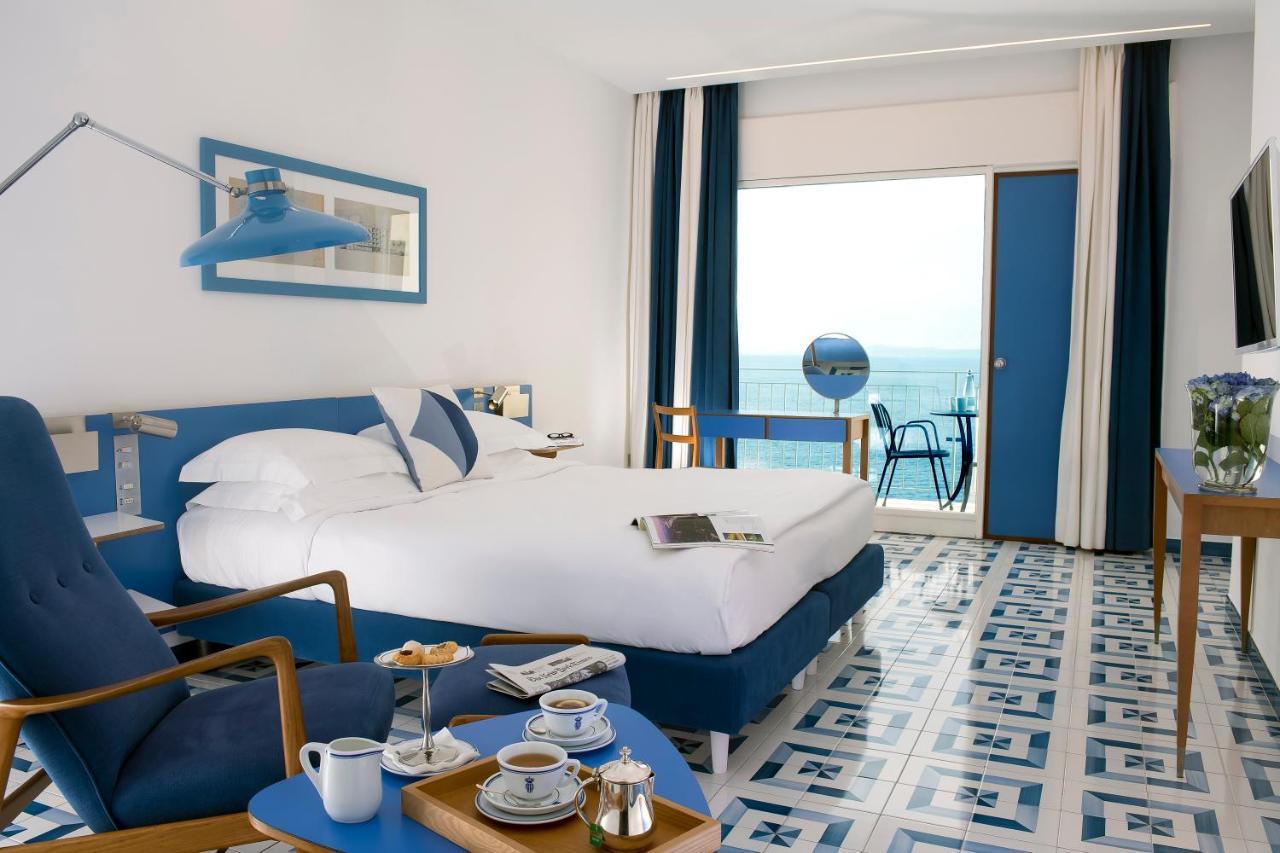 Deluxe Double or Twin Room Sea View