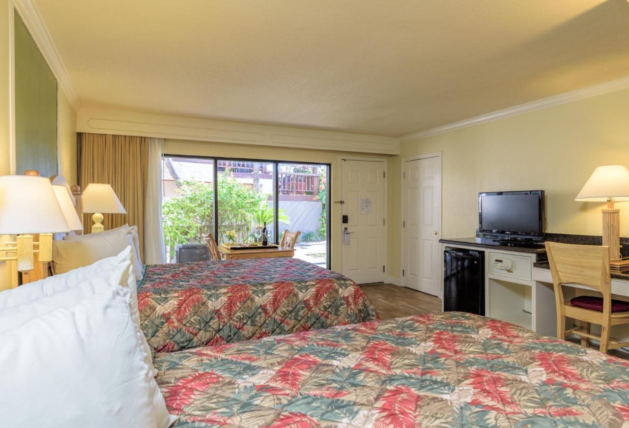 Room Two Full Beds Pool View
