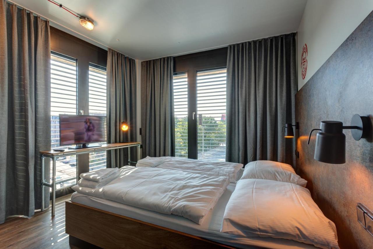 Double Room,727374997:JPEG