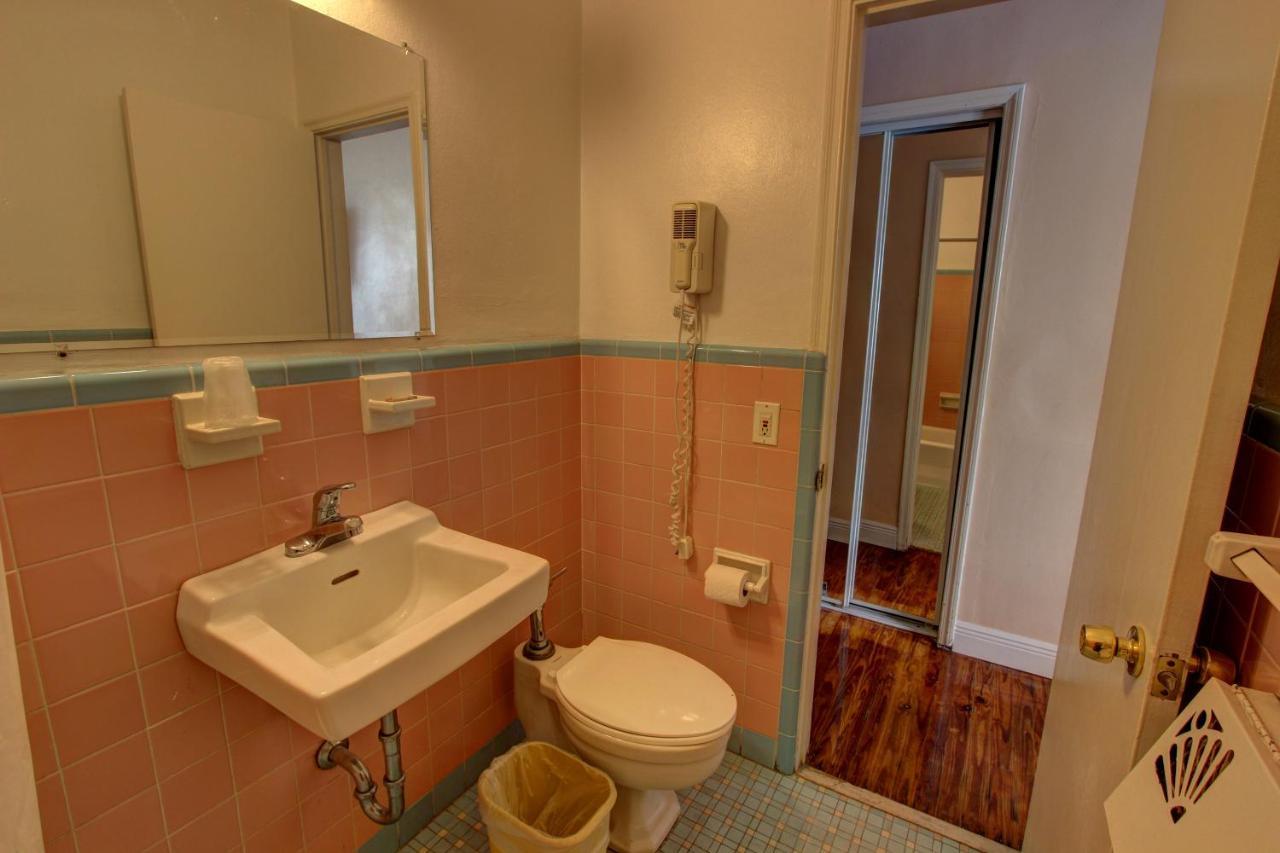 Quarto Standard