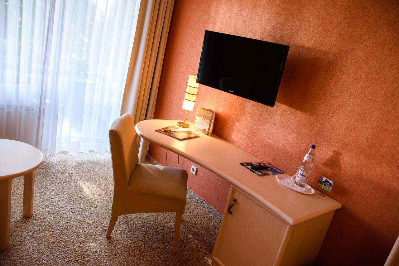 Single Room Balcony