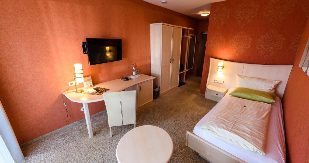 Single Room Balcony