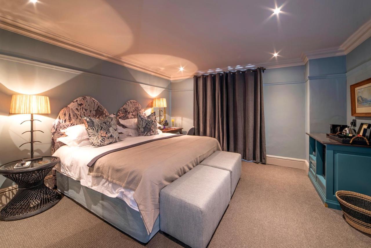 Luxury Suite