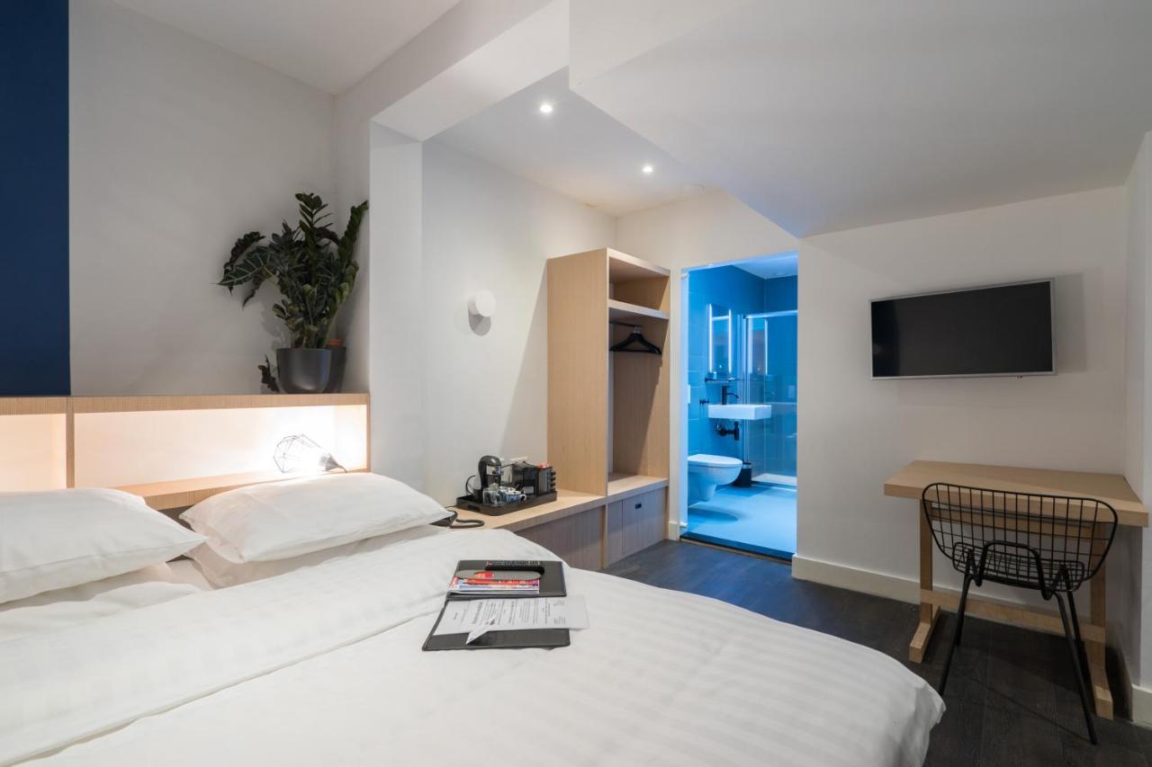 Double Room Private Bathroom