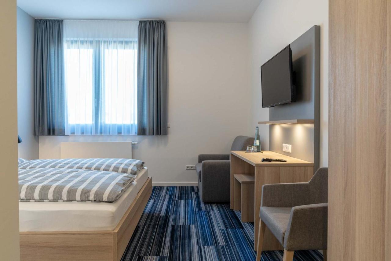 Großes Doppelzimmer