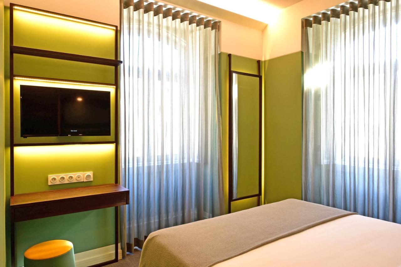 Quarto Duplo