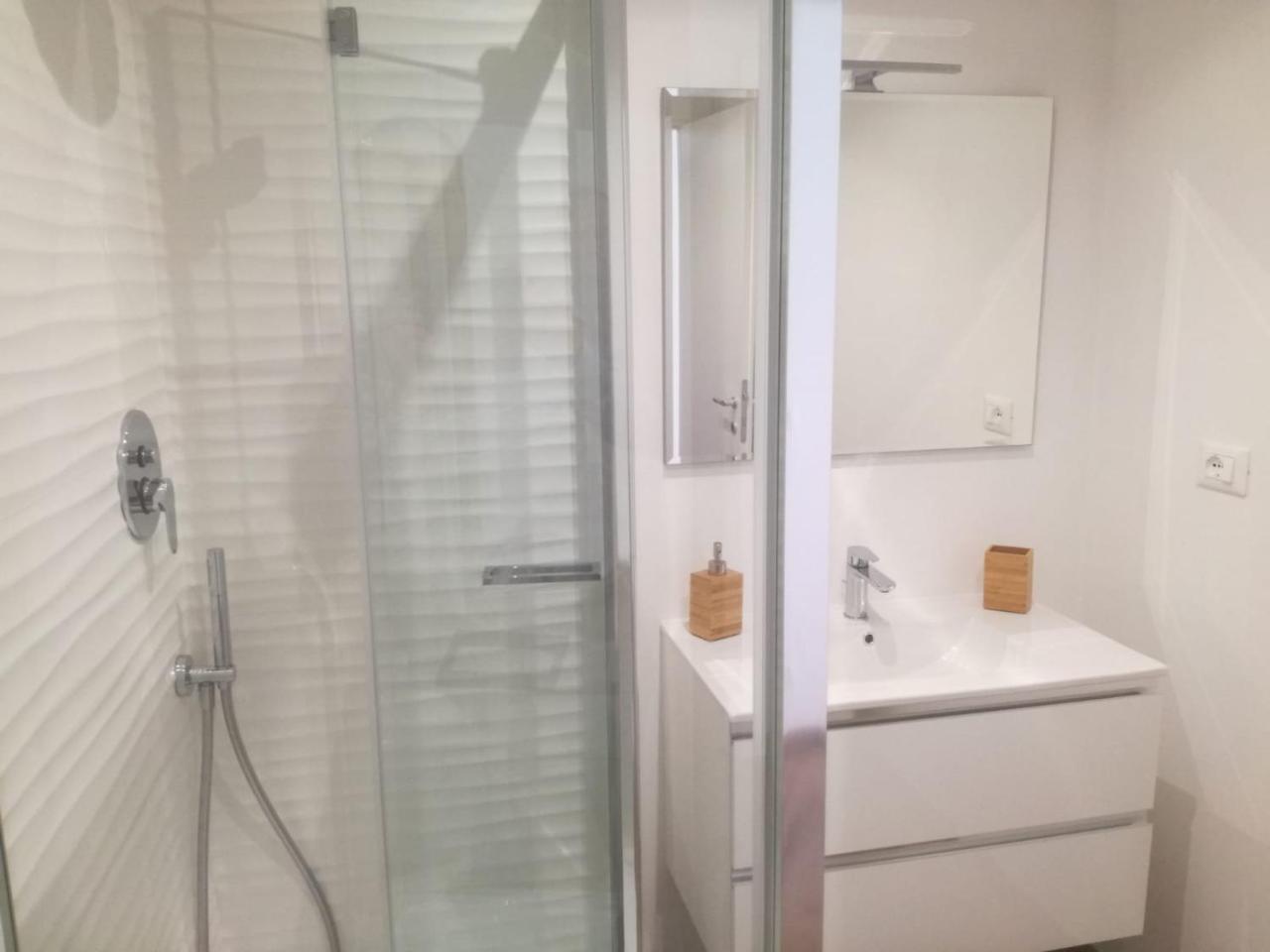 Quadruple Room Private Bathroom