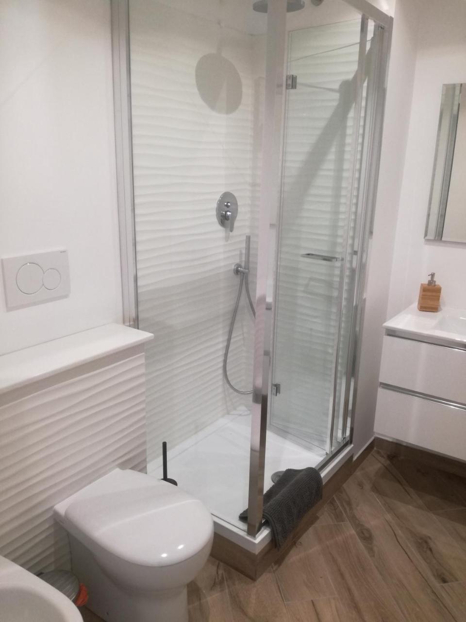 Quadruple Room Private Bathroom