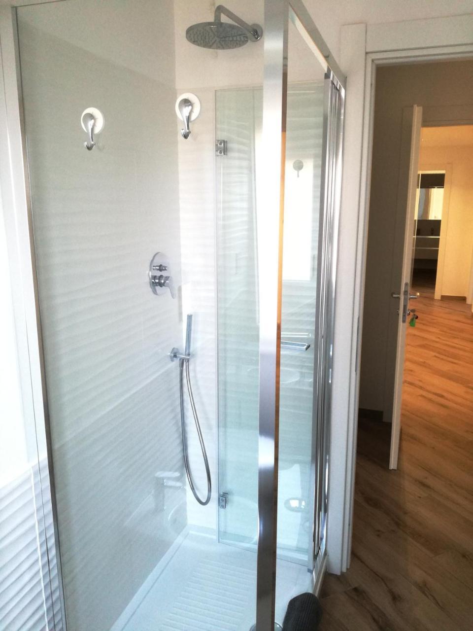 Family Room Private Bathroom