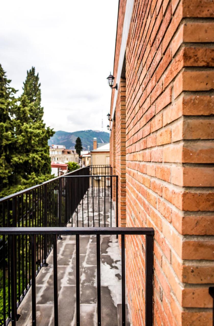 Familiensuite mit Balkon