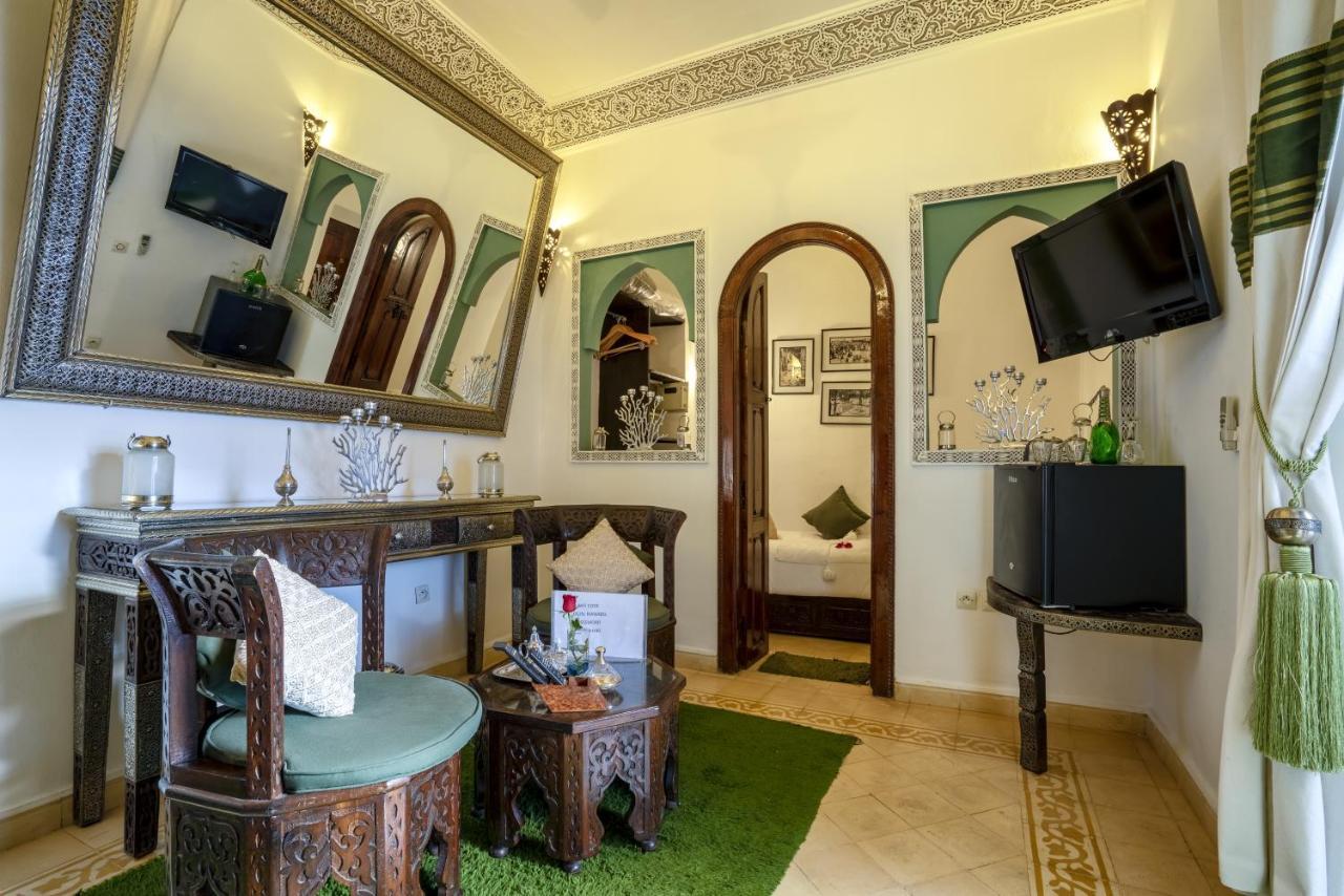 Olive Triple Room,769448332:JPEG