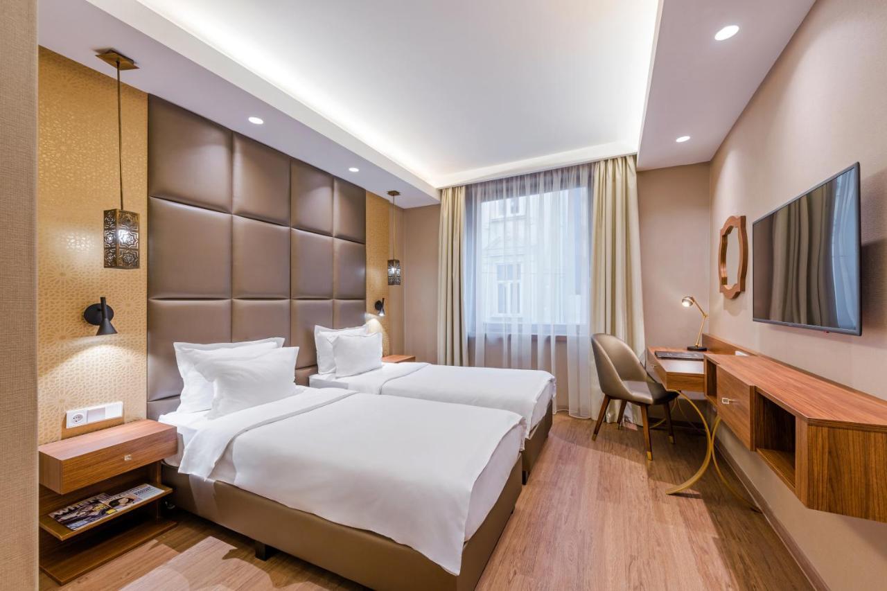 Standard Double or Twin Room,770268904:JPEG