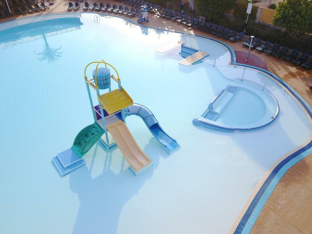 Apartment Pool View