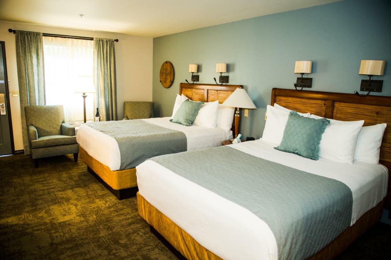 Queen Room with Two Queen Beds,1742791460:JPEG