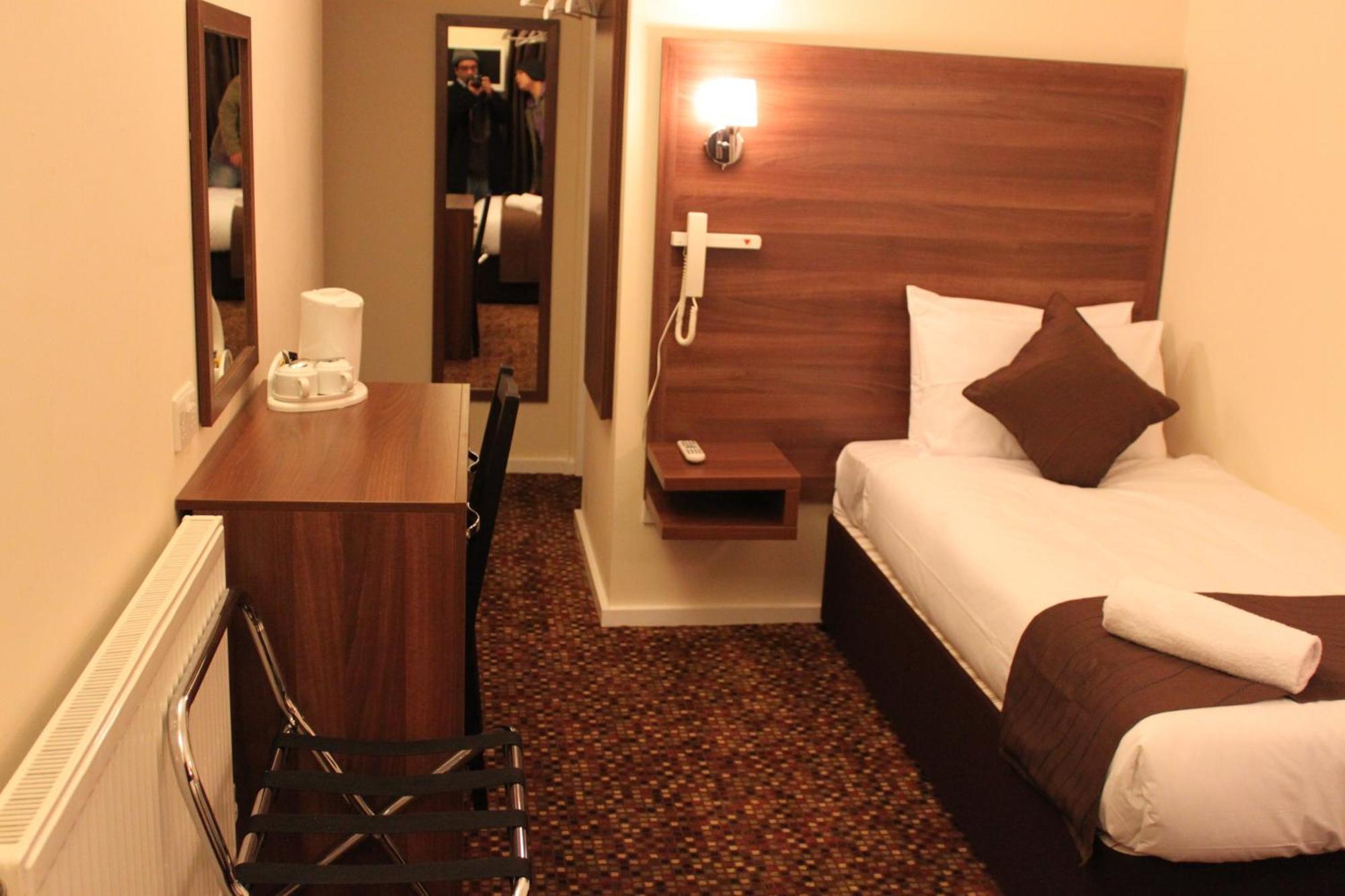 Standard Single Room
