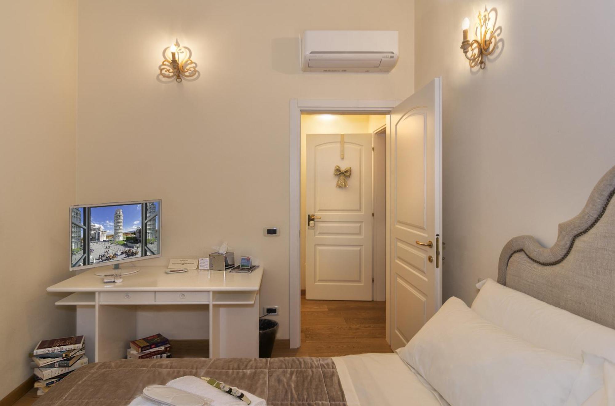 Double Room Private Bathroom