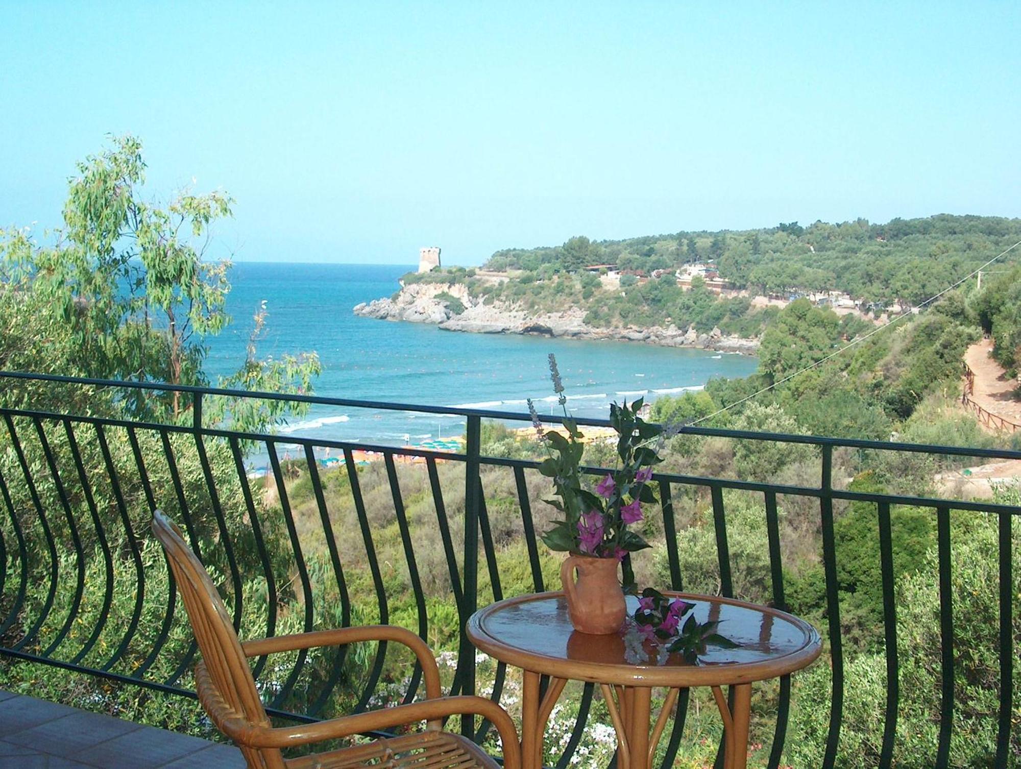 Two-Bedroom Apartment Sea View