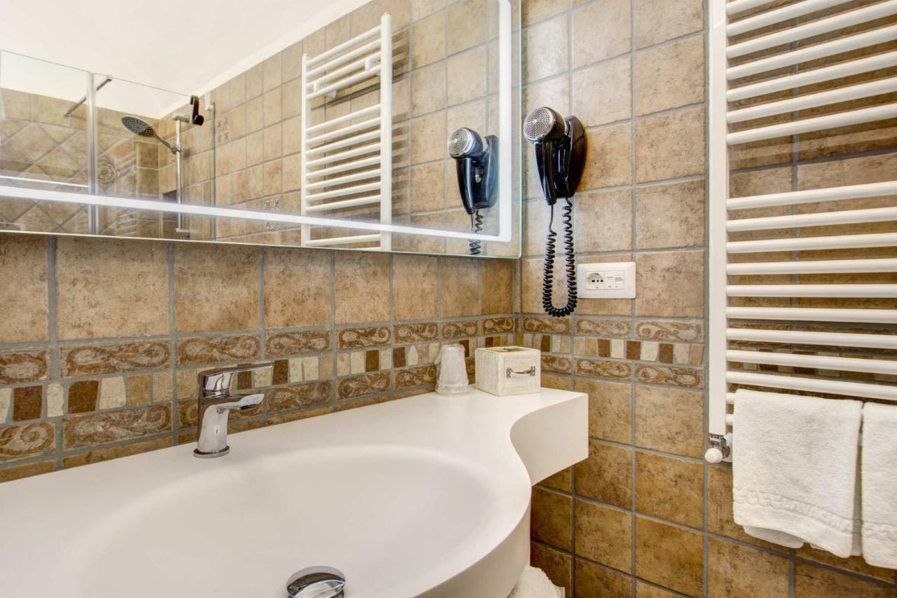 Double or Twin Room 1