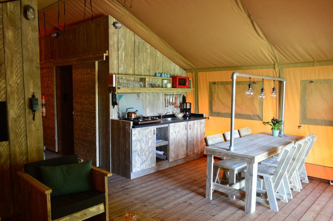 Deluxe Tent