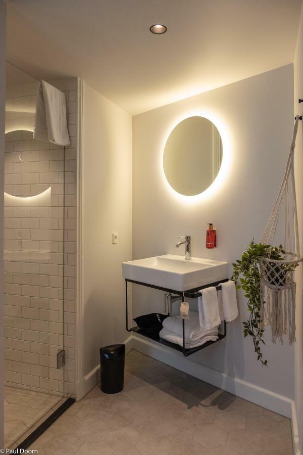 Studio Split Level