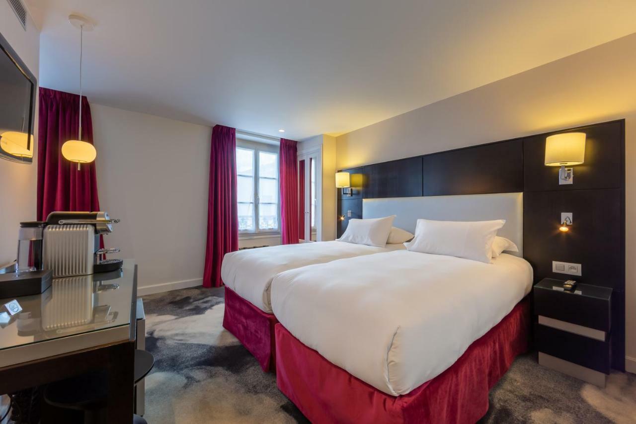Triple Room Bath