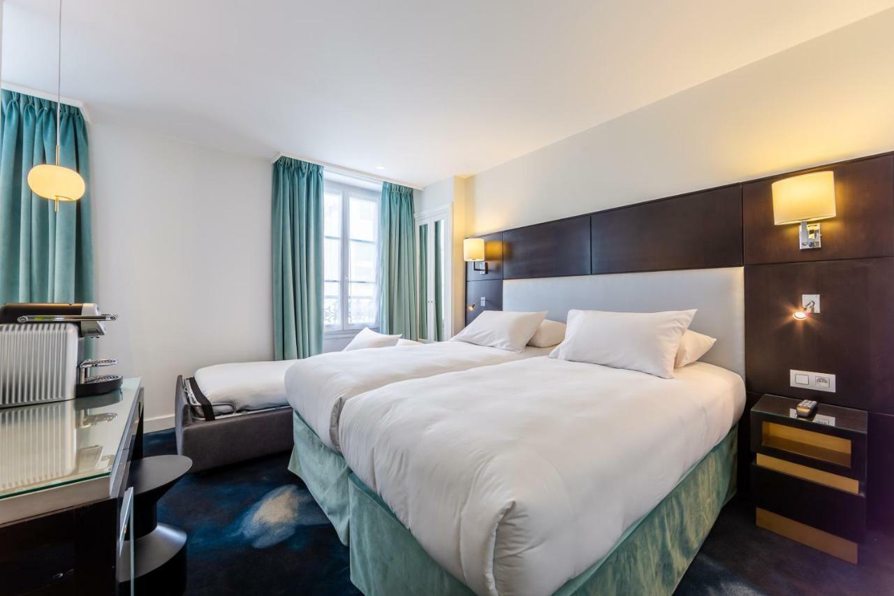 Triple Room Bath