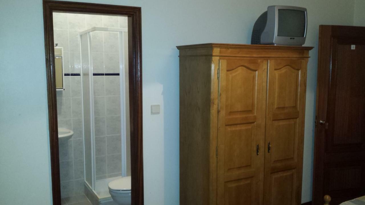 Double Room Private Bathroom