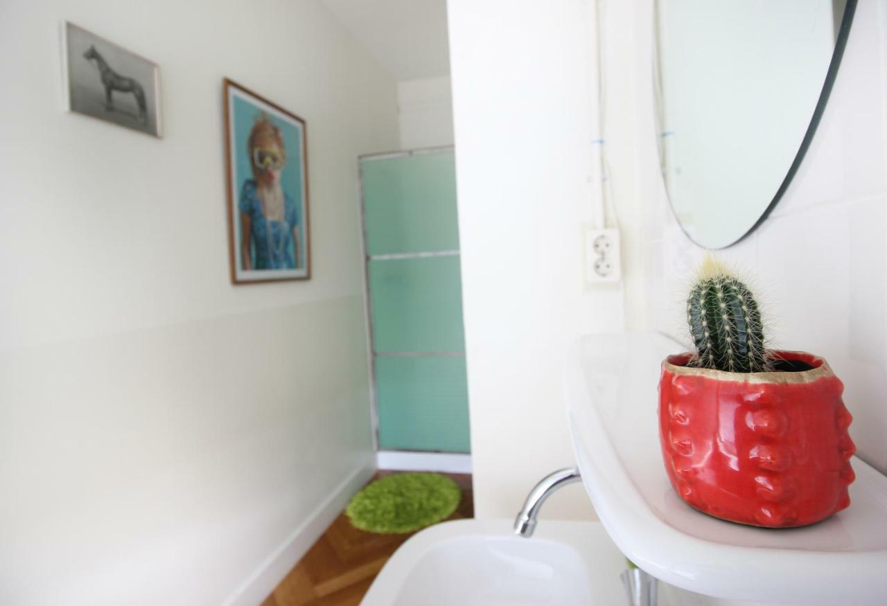 Double Room Private Bathroom