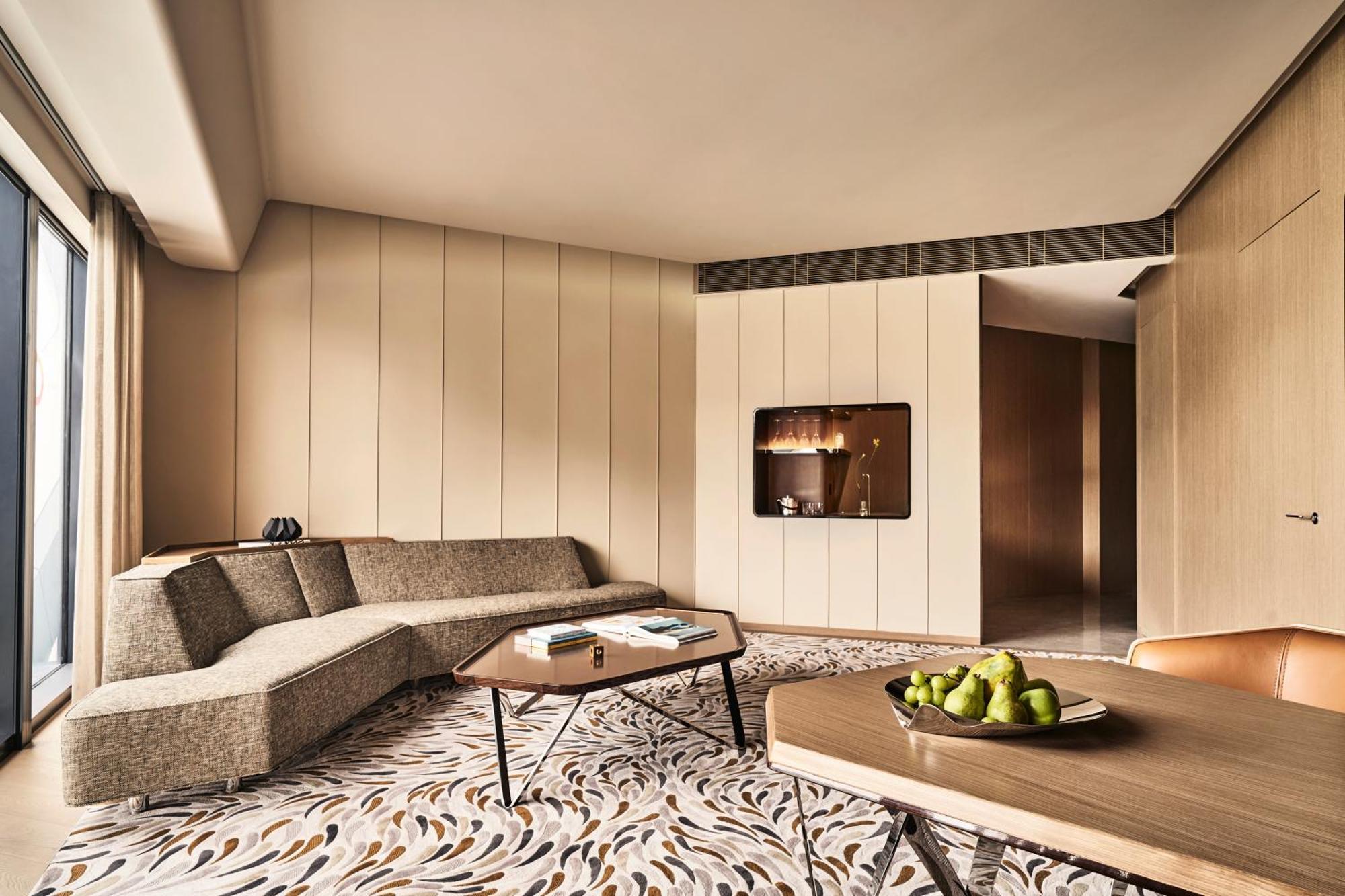 Morpheus Prestige Suite Club Lounge Access