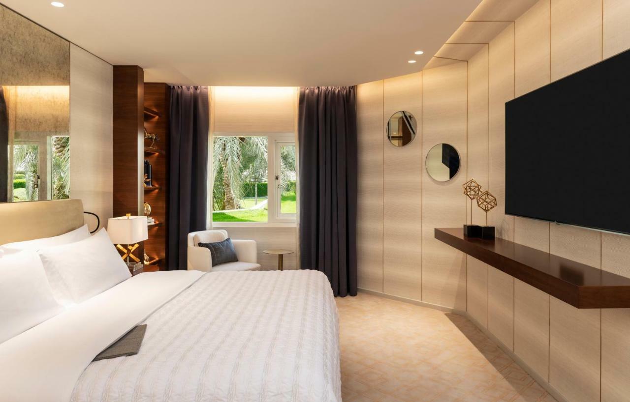 Premium Suite Larger Suite Garden View Executive Lounge Access
