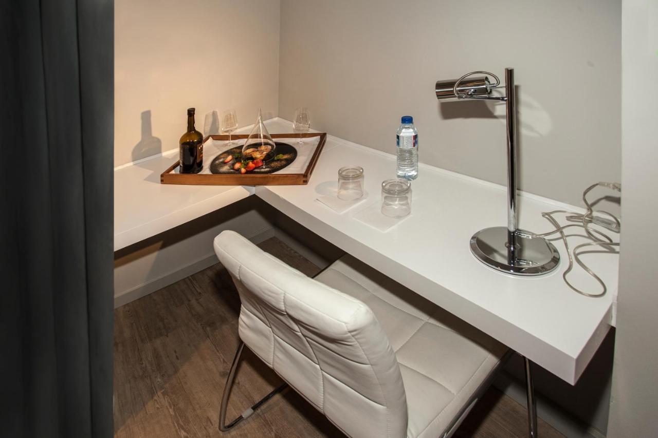Chambre Double - Vue sur Aéroport