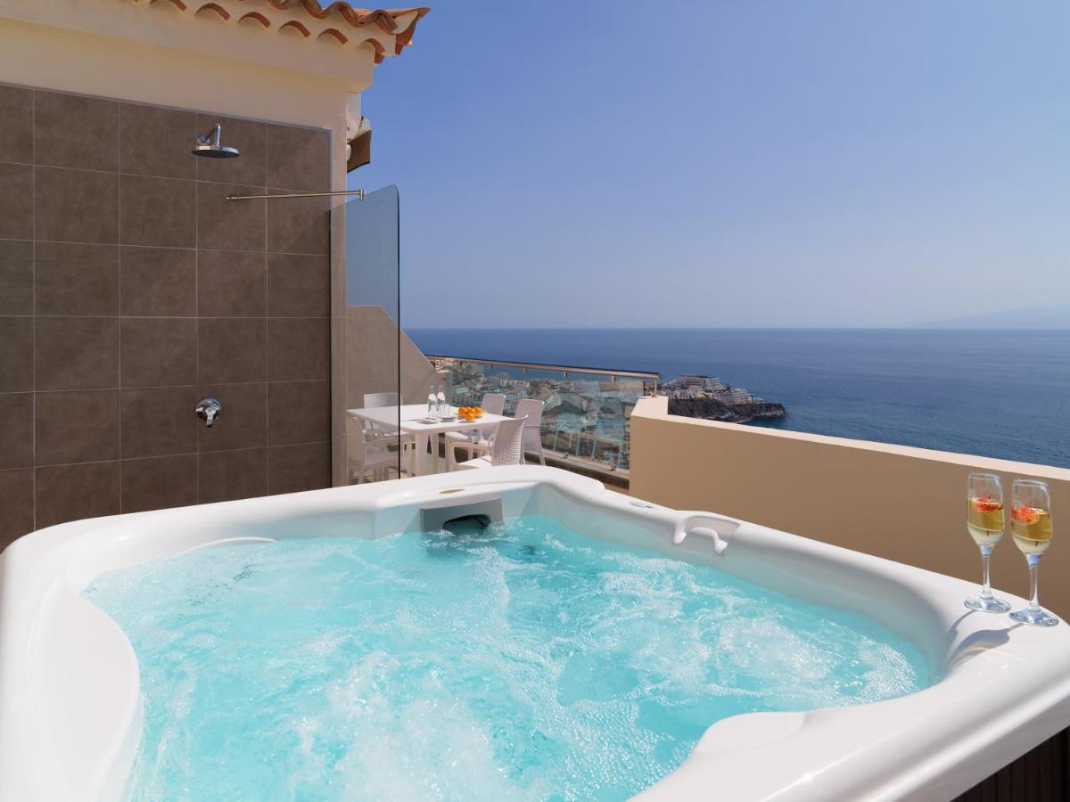 Suite Supérieure 1 Chambre avec Jacuzzi - Vue sur Mer