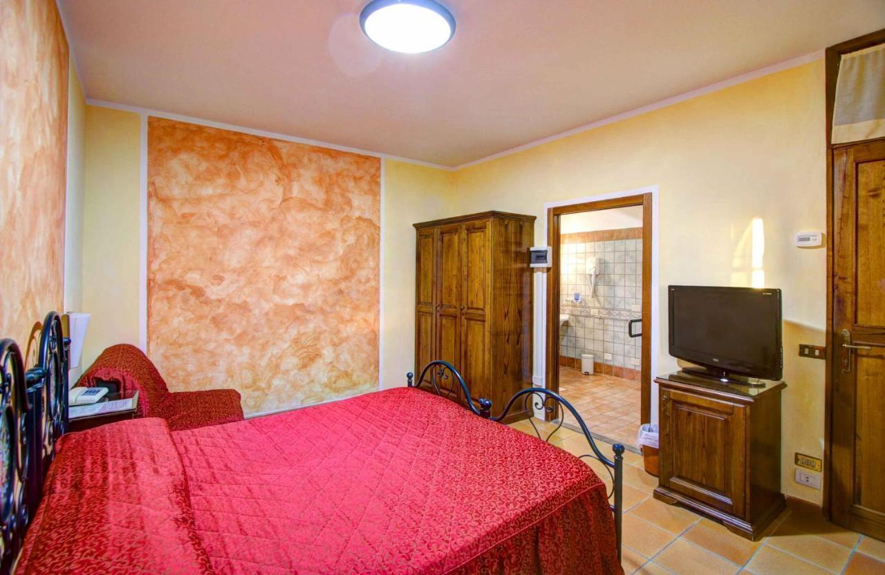 Double or Twin Room 1