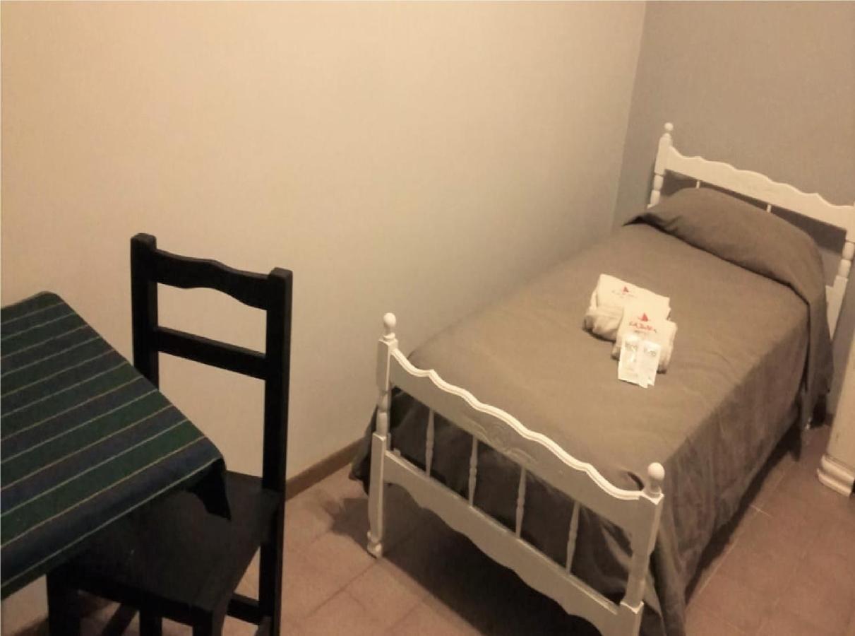 Quarto Duplo com Banheiro Compartilhado