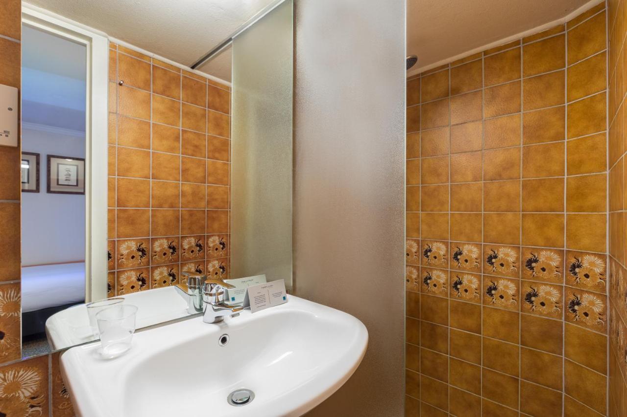 Budget Single Room