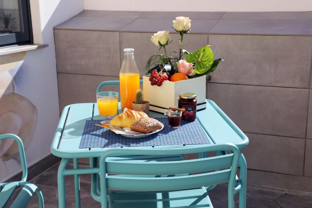 Studio Terrace