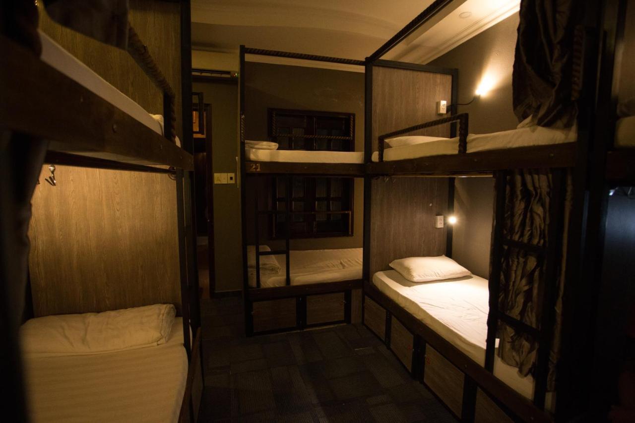Bed 8-Bed Dormitory Room