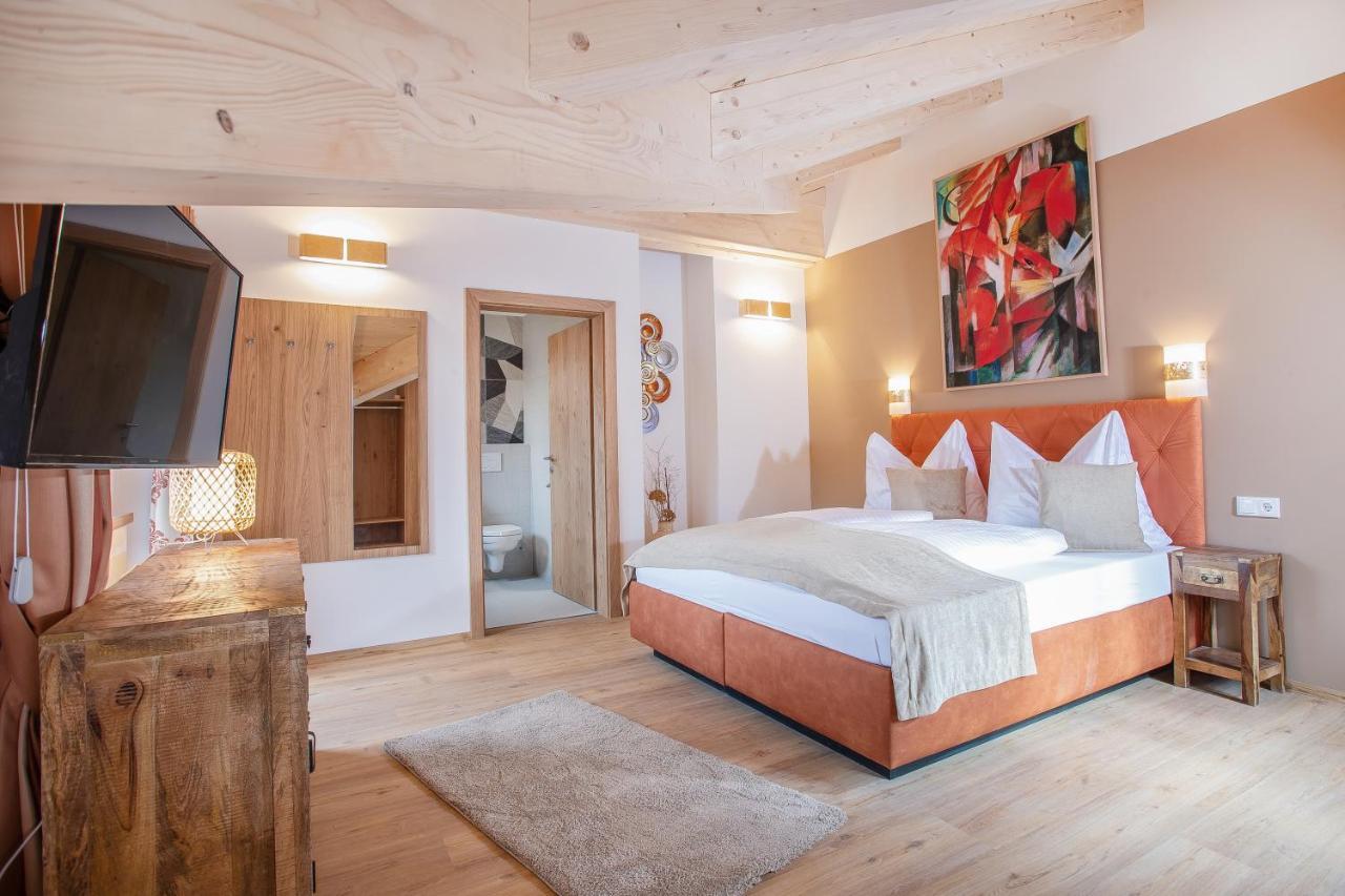 Großes Doppelzimmer