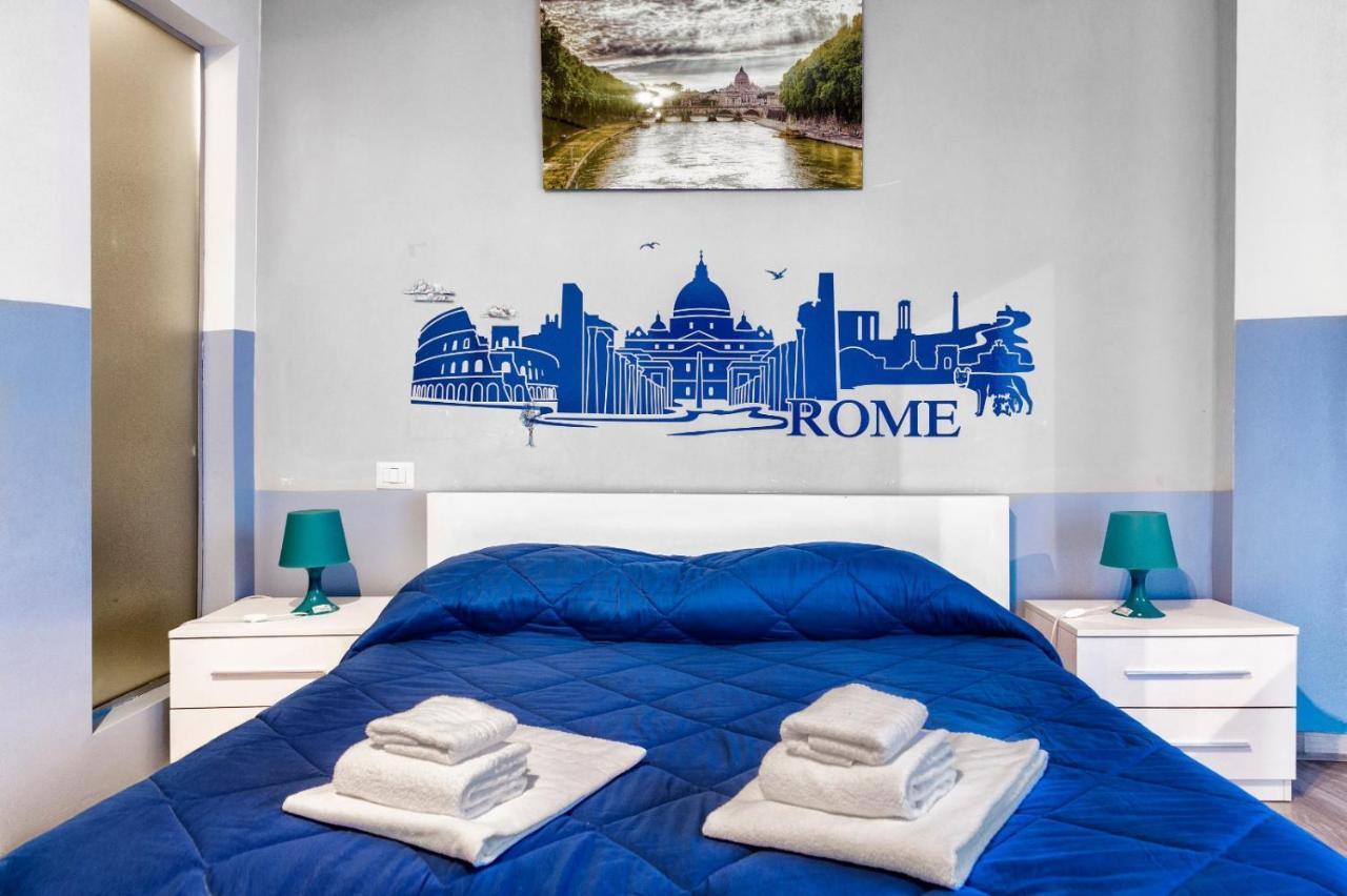 Dreibettzimmer mit Balkon und Aussicht