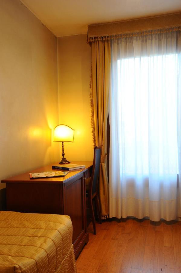 Two Connecting Double Rooms Terrace 2 Bathrooms