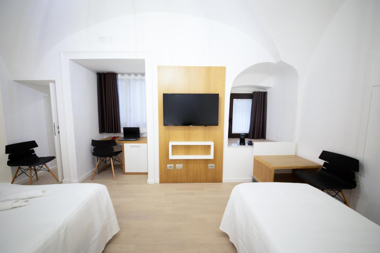 Standard Triple Room Window