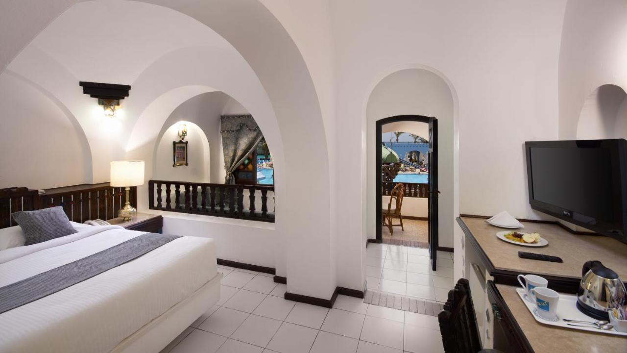 Chambre Azur - Vue sur Piscine