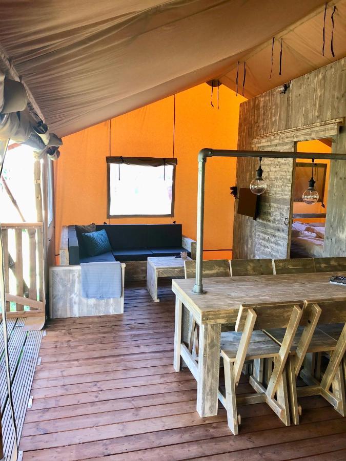 Deluxe Tent