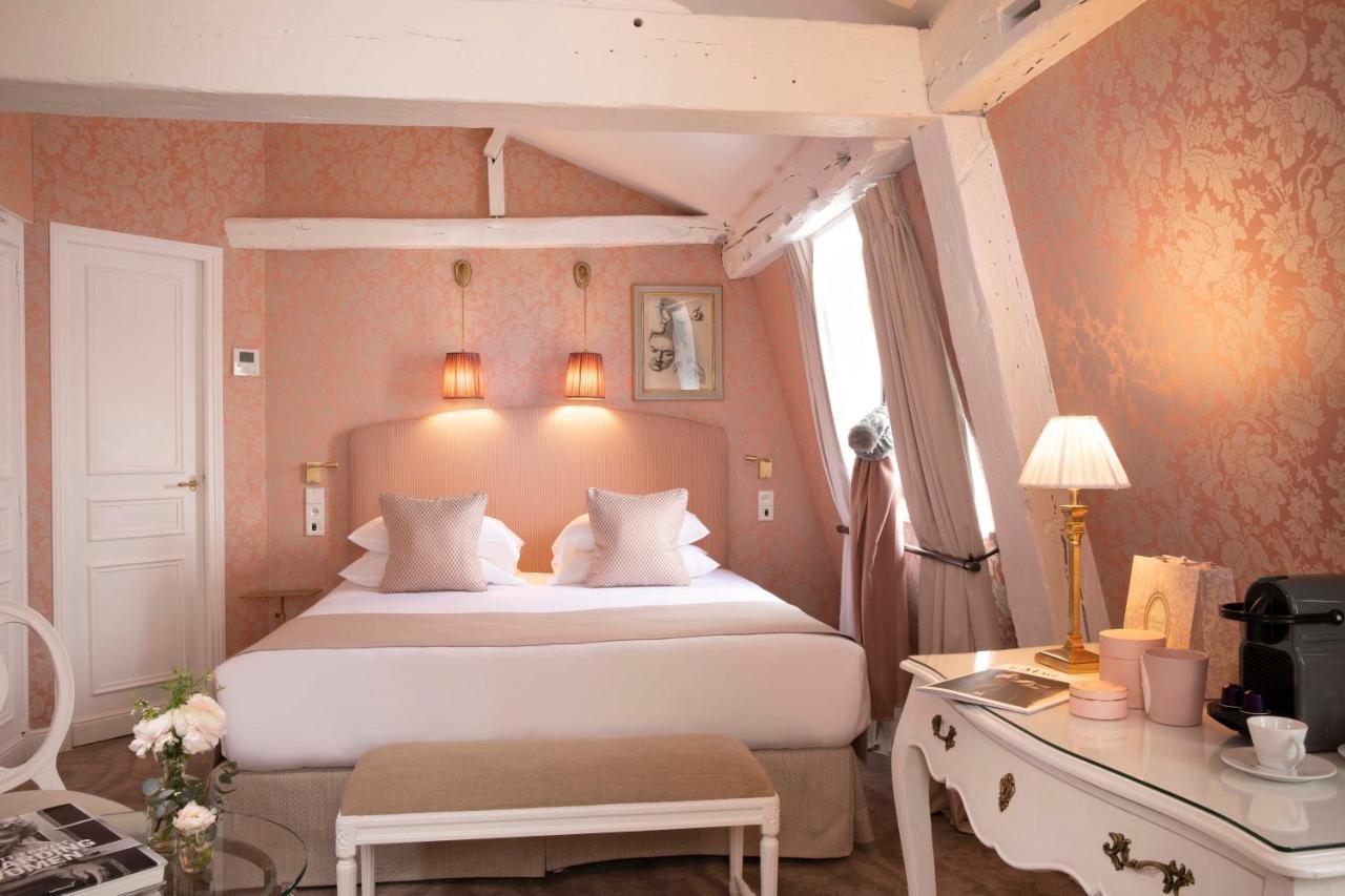 Junior Suite Eiffel Tower