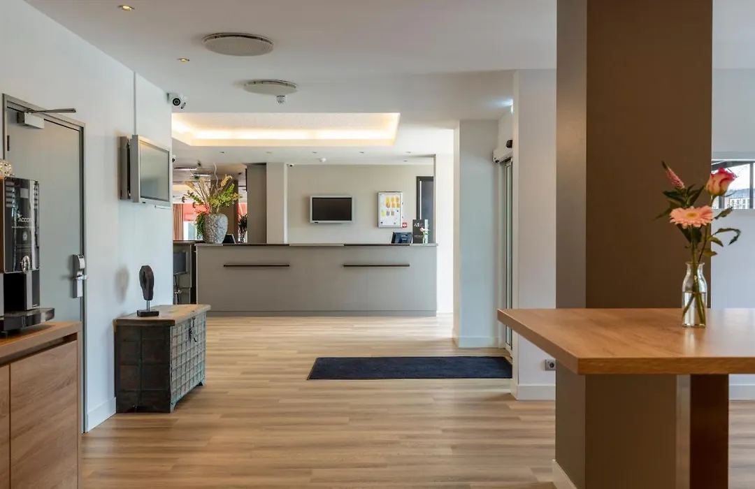 Ibis Utrecht-1