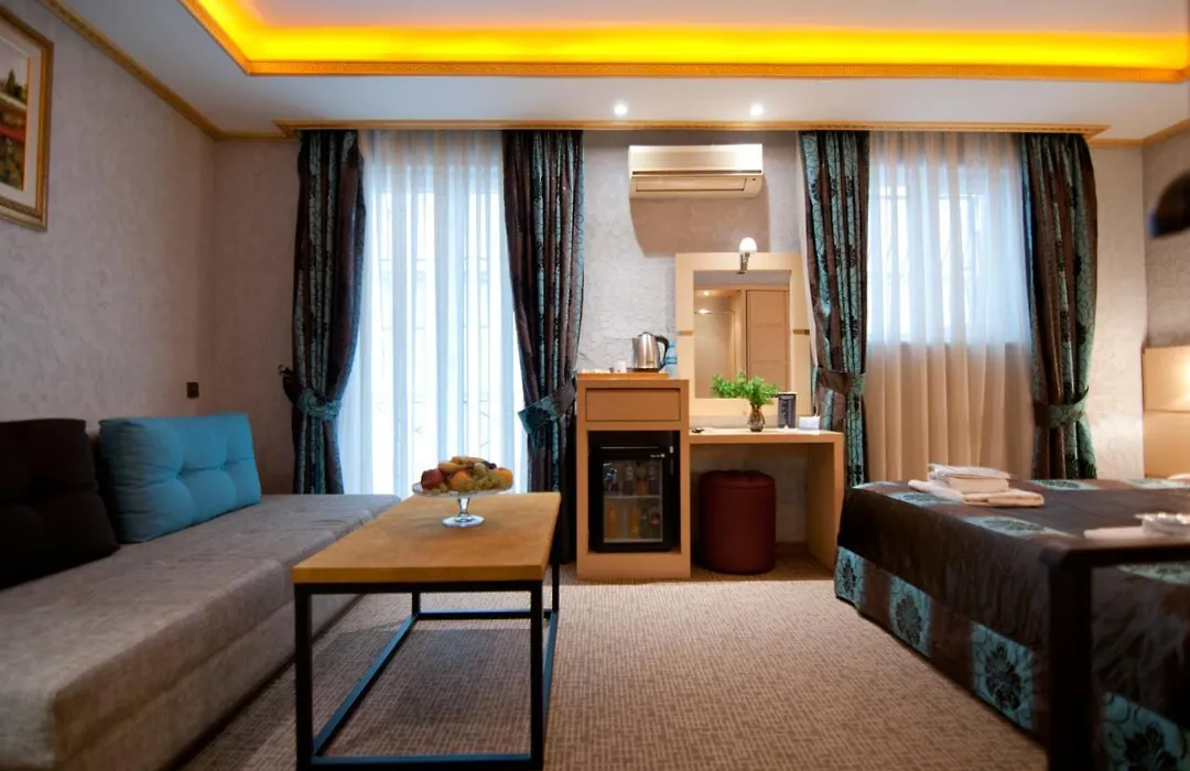 Grand Ambiance Hotel-1
