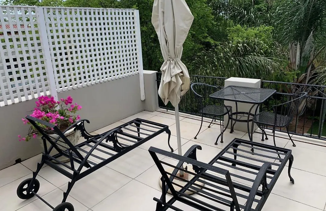 Valdior Guest House-1