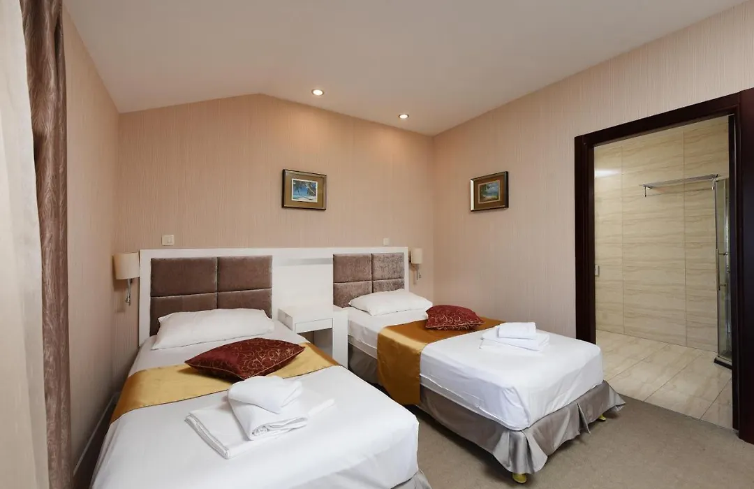 Family Hotel Zane-1
